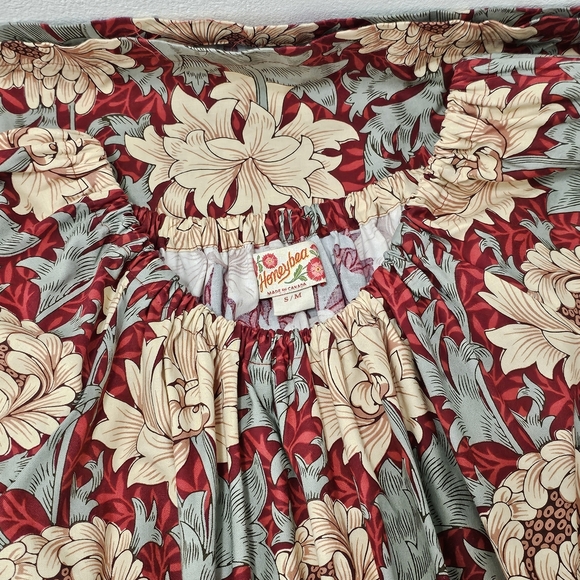 🇨🇦 Honeybea Studio Floral Maxi Dress - Picture 2 of 13